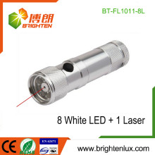Fuente de fábrica 3 * AAA batería seca Funcionalidad multifuncional 2 en 1 aluminio 8 led linterna láser